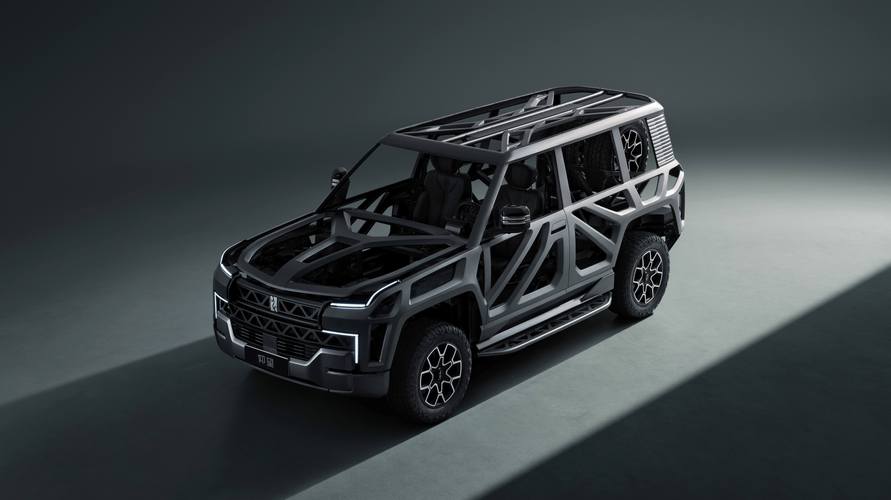 成都94仰望U8硬派越野的科技魅力，国能汽车对传统燃油车市场的冲击